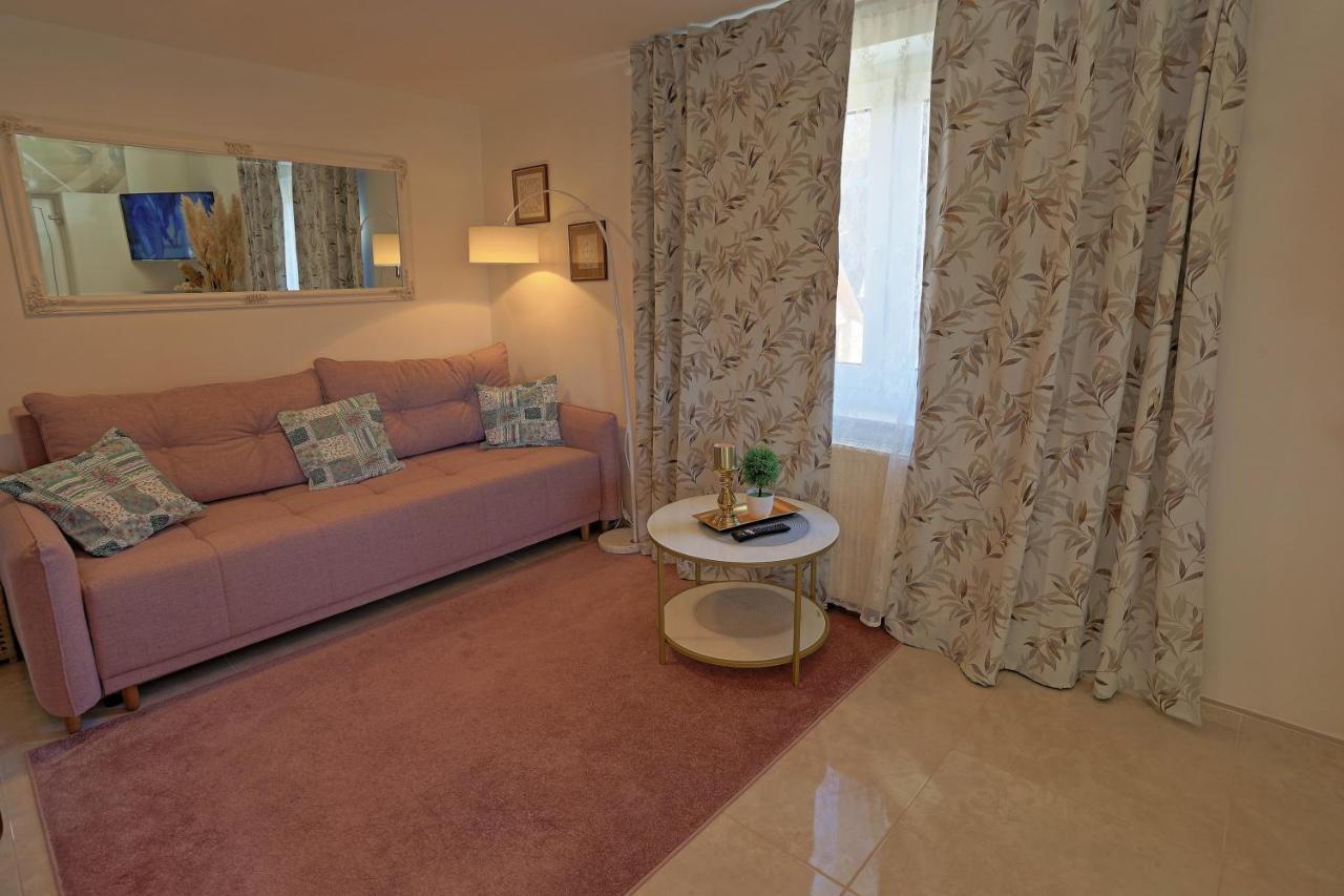Villa Punta Lika Otočac Exteriör bild