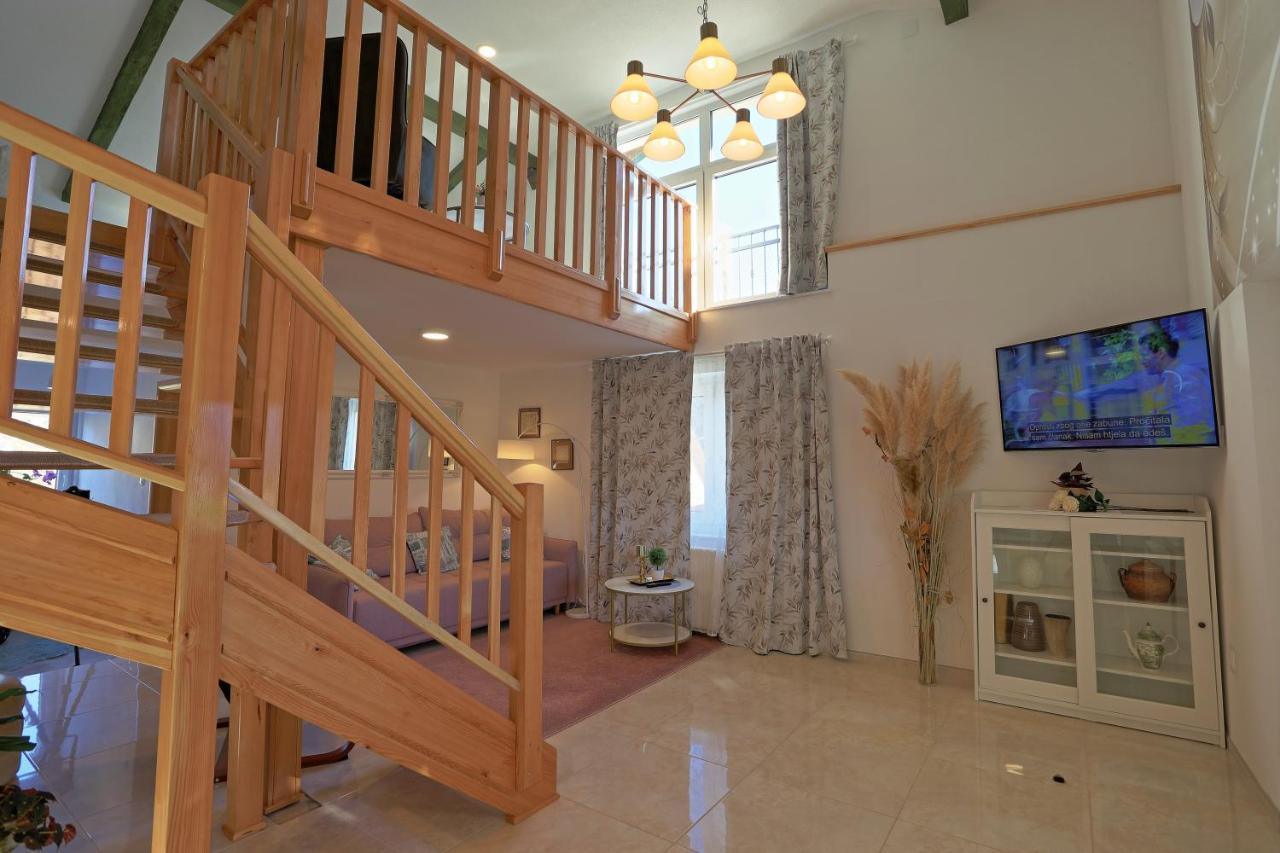Villa Punta Lika Otočac Exteriör bild